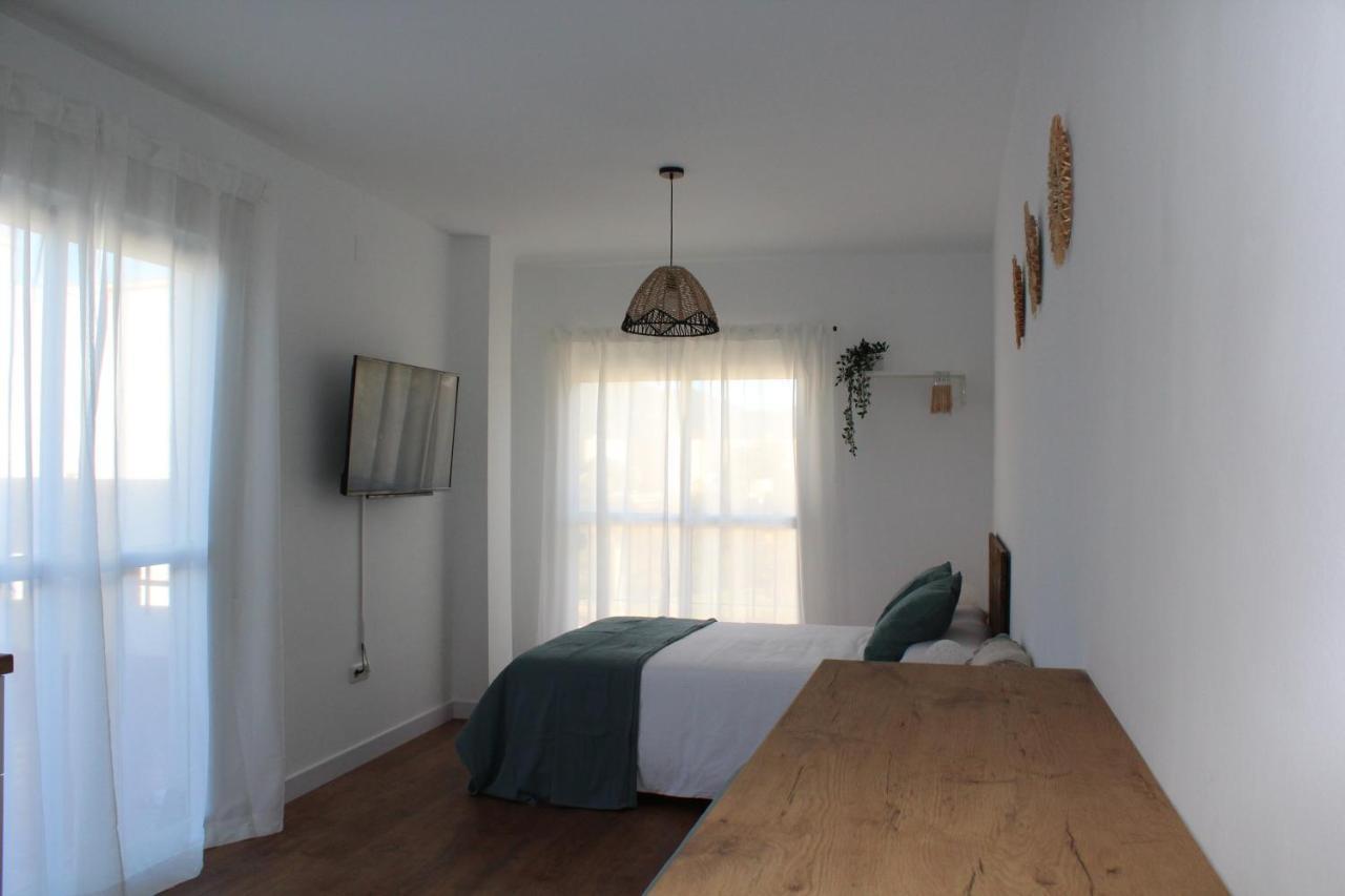 מאלגה Brand New Studio With Terrace And Bbq Close To City Center מראה חיצוני תמונה