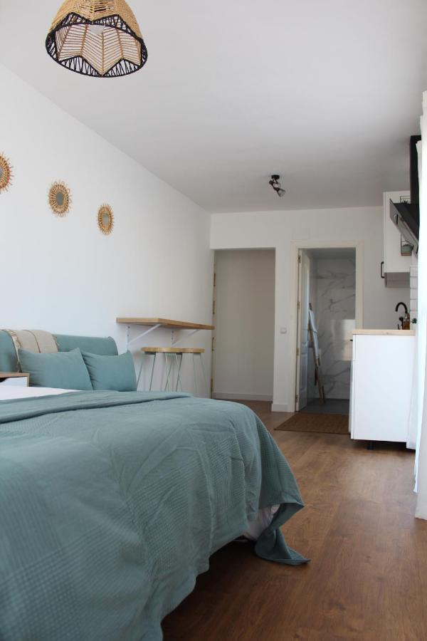 מאלגה Brand New Studio With Terrace And Bbq Close To City Center מראה חיצוני תמונה